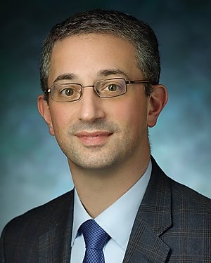 Dr. Adam Levin, a skilled surgeon at Insight Surgery, specializes in minimally invasive procedures a.